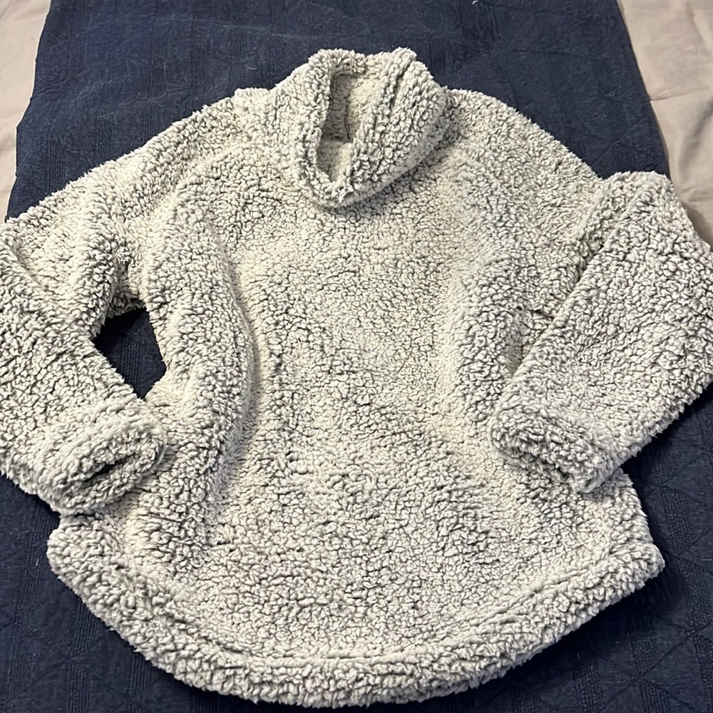 NWOT Eddie Bauer sweater